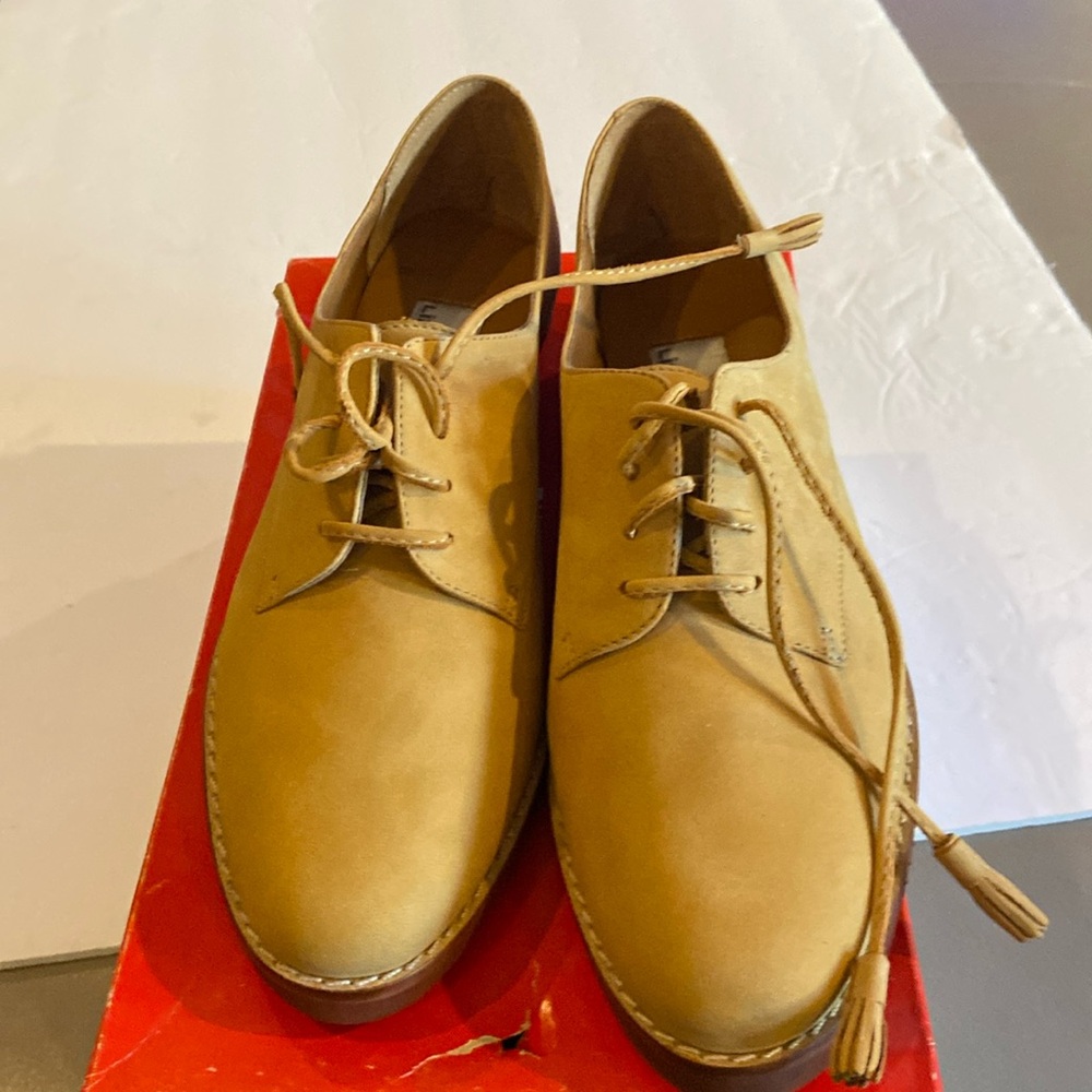 Liz Claiborne Suede like: Size 7N